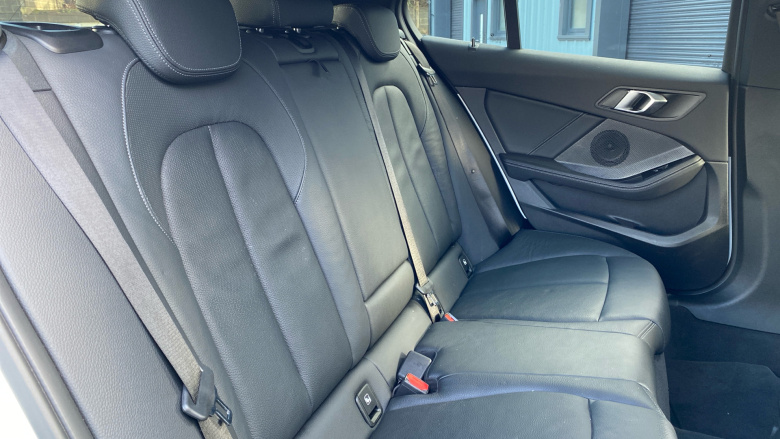 BMW 1 Series 118i [136] M Sport 5dr Step Auto [LCP] Petrol Hatchback